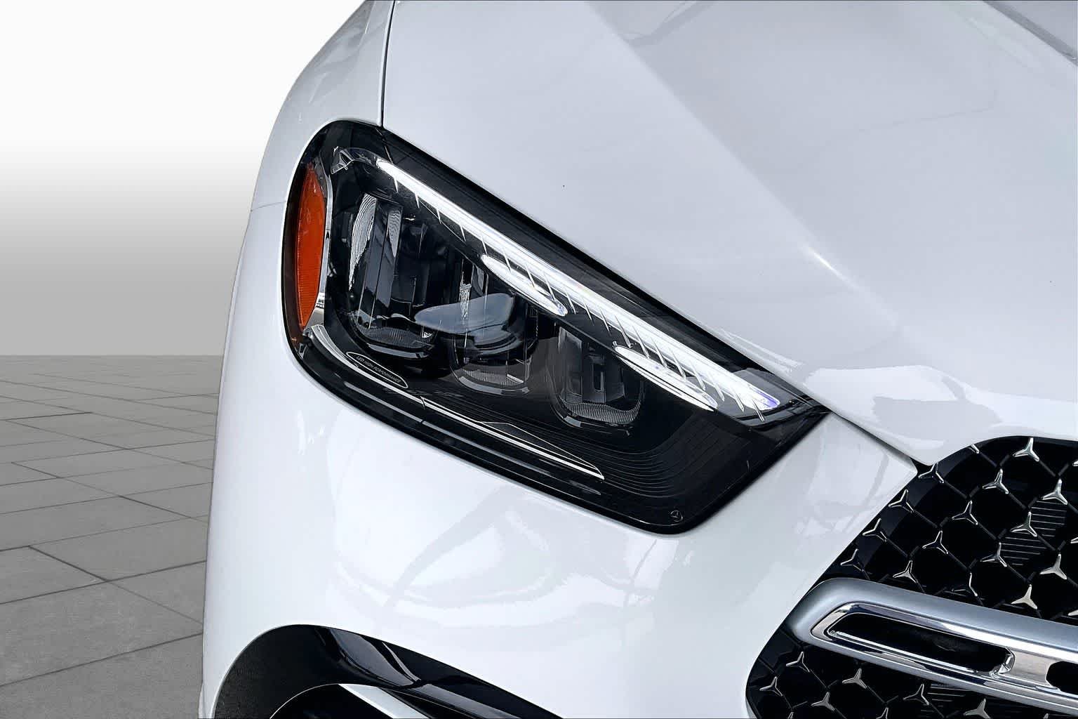 New 2026 Polar White Mercedes-Benz GLE 450 image 19