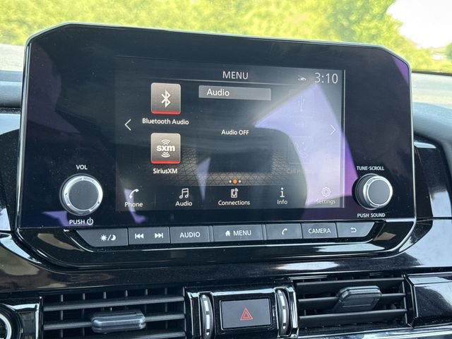 Used 2024 White Nissan Rock Creek image 16