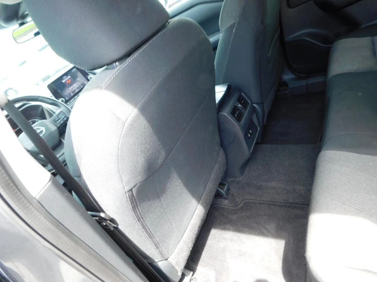 Used 2025 Gun Metallic Nissan AWD SV image 27