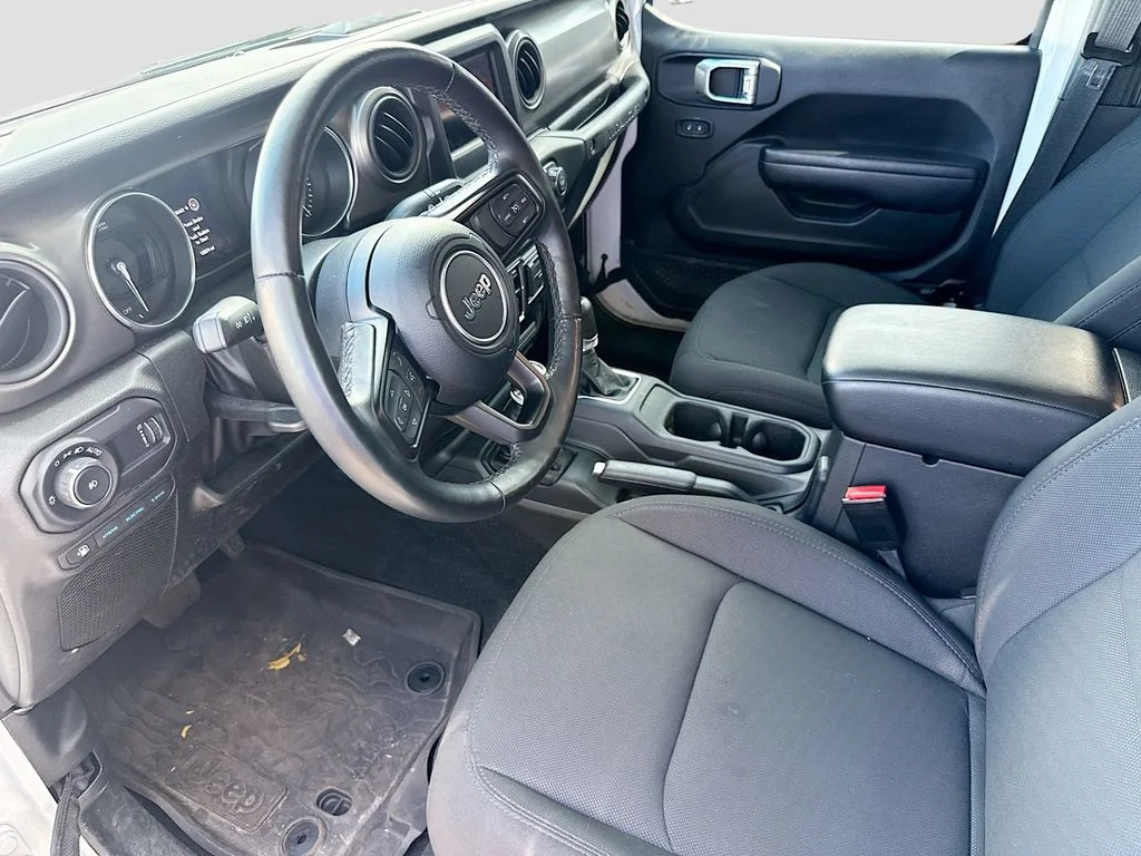 Used 2023 White Jeep Willys 4xe image 25