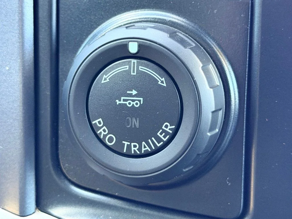 Used 2024 Gray Ford XLT image 34