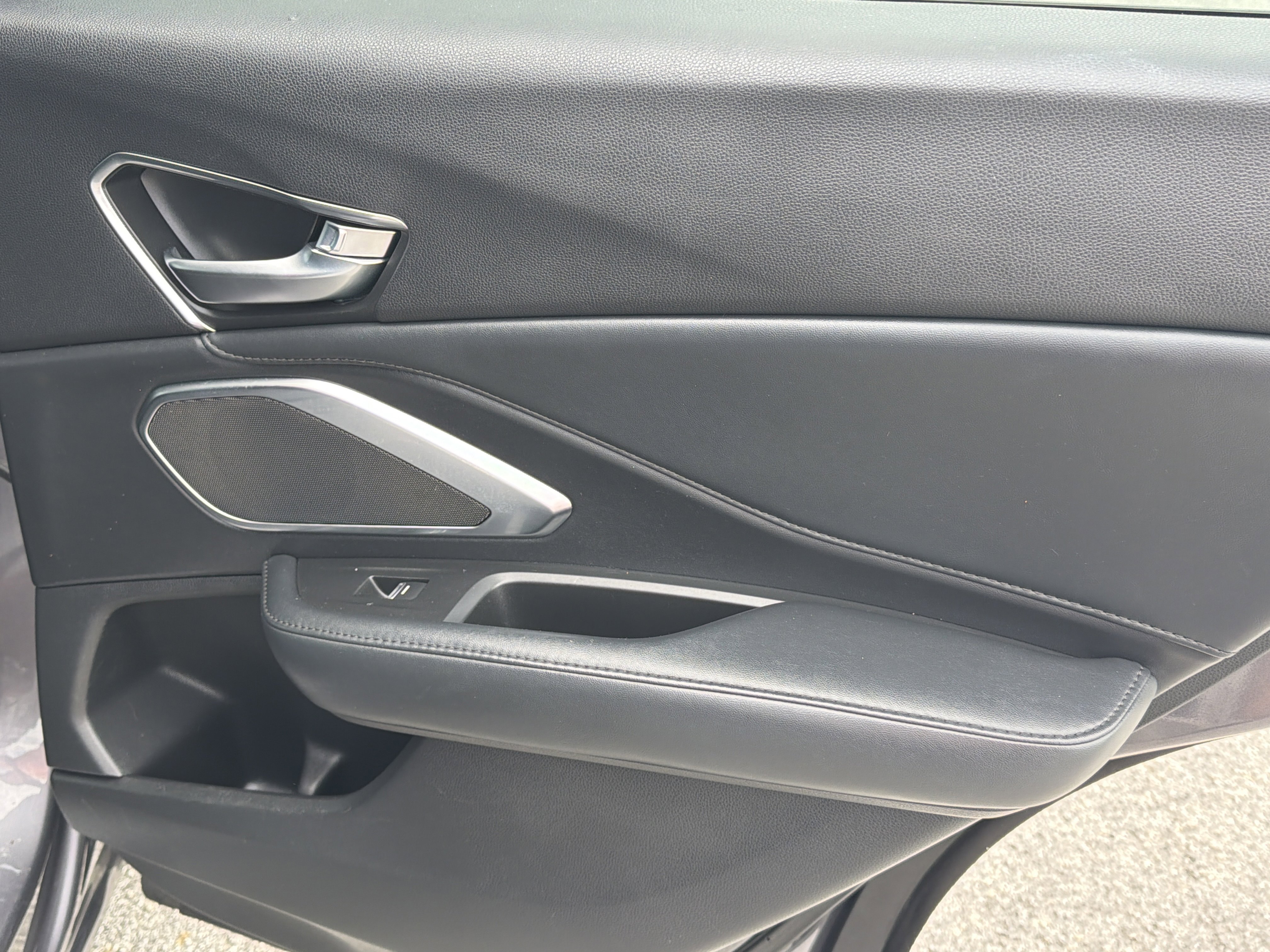 Used 2020 Lunar Silver Metallic Acura Base image 17