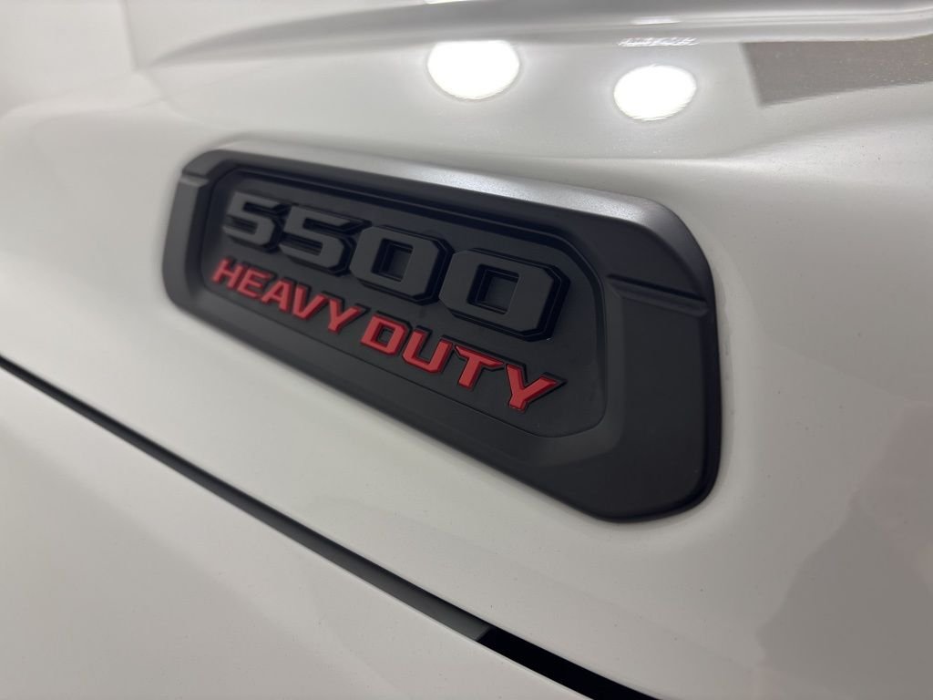 New 2026 Bright White Clearcoat RAM Tradesman image 14