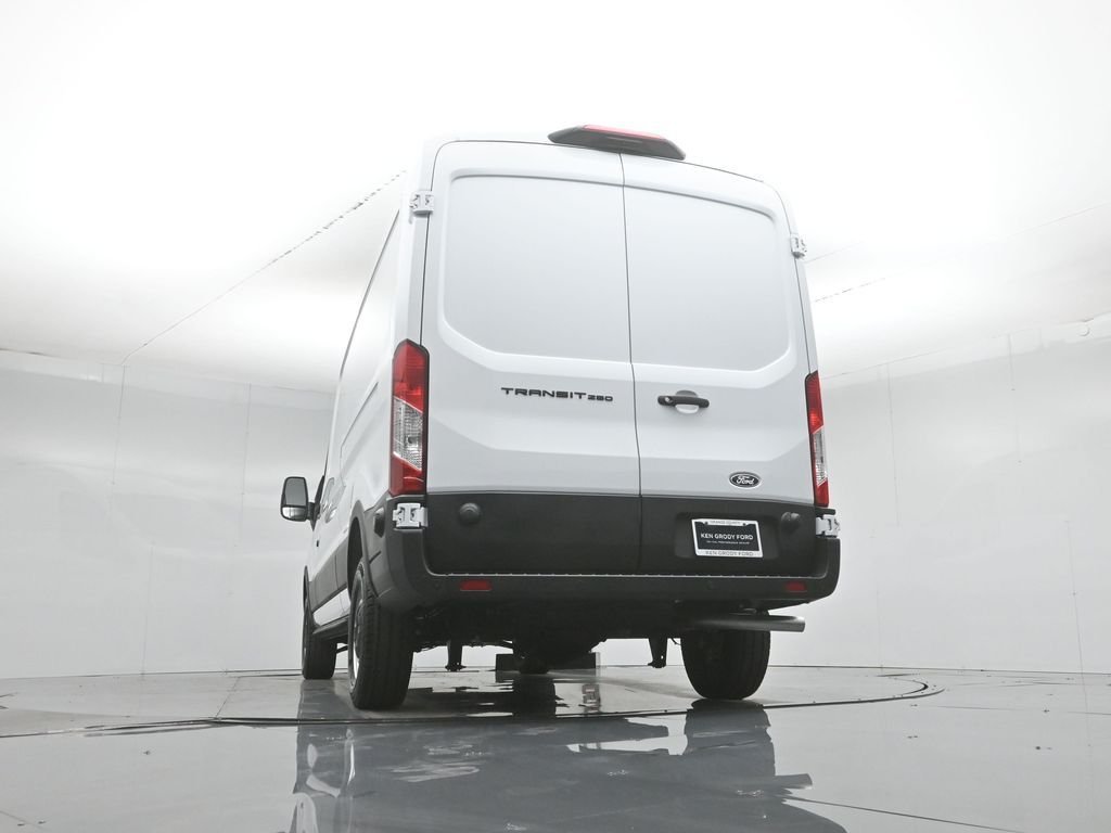 New 2026 Oxford White Ford Base image 47