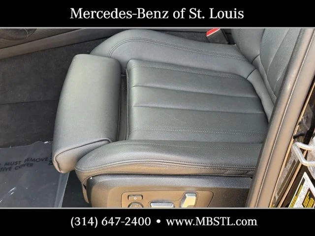 Used 2021 Black BMW xDrive40i image 19
