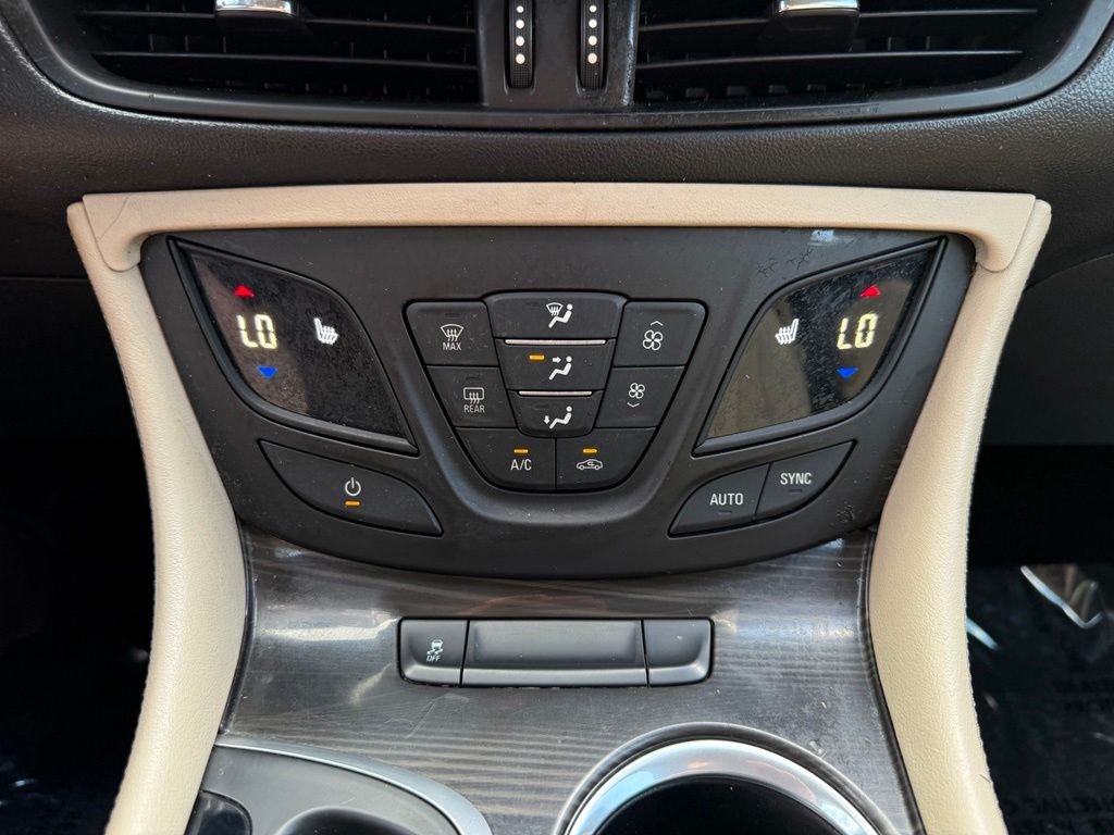 Used 2020 Gray Buick Preferred image 26