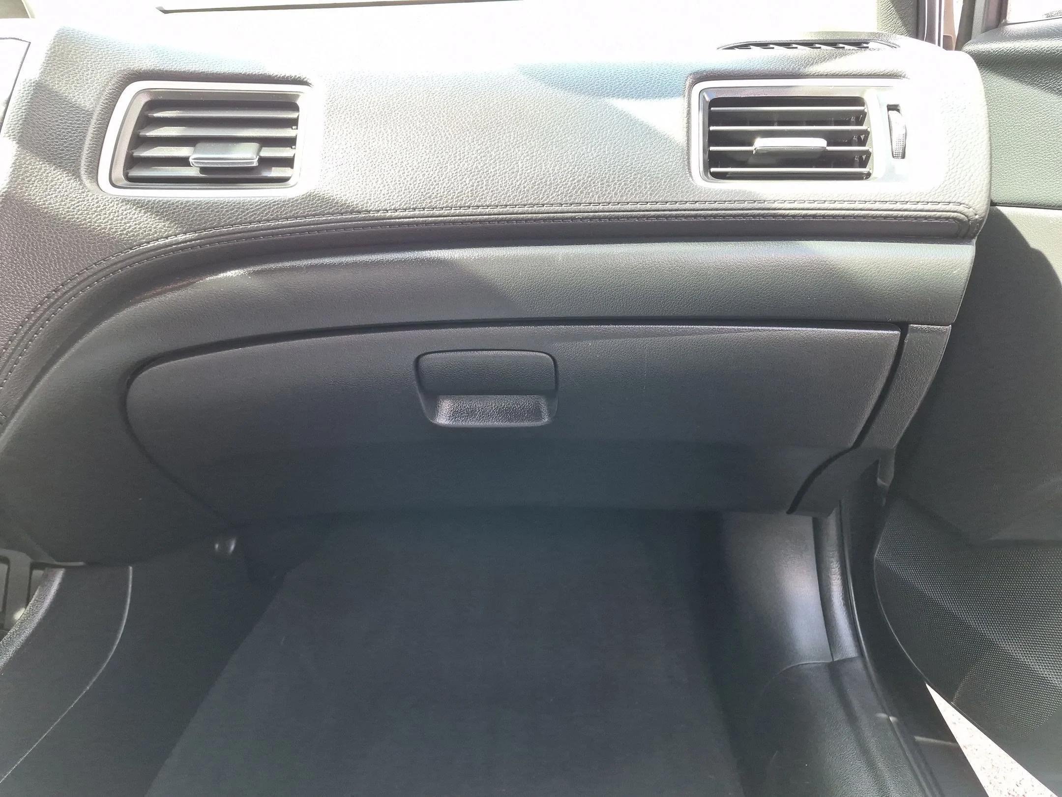 Used 2014 Modern Steel Metallic Honda EX image 31