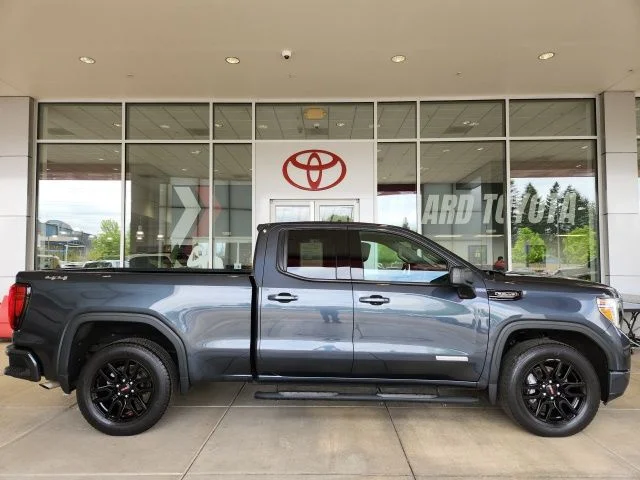 Used 2021 Blue GMC Elevation image 3