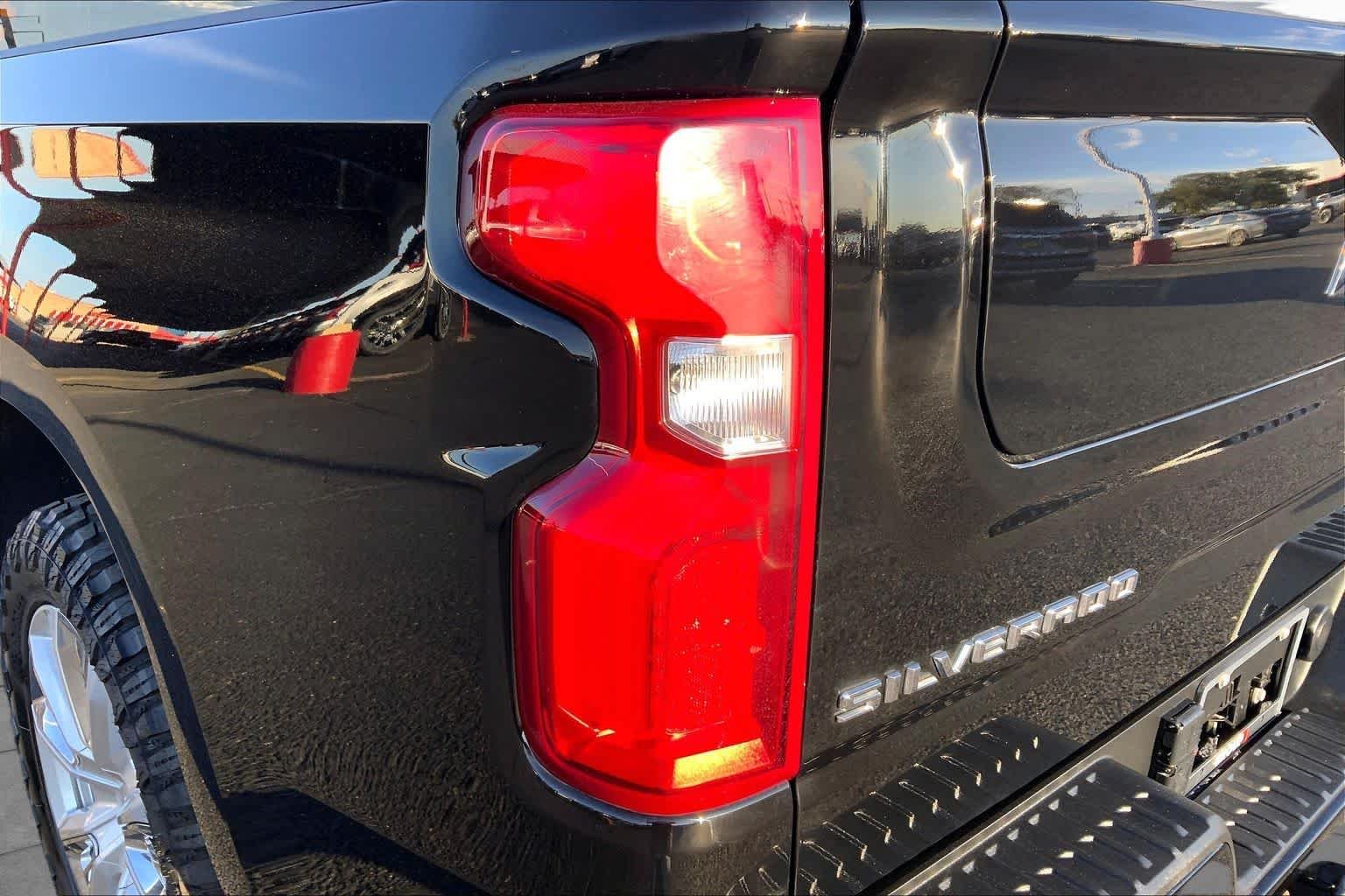 Used 2024 Black Chevrolet High Country image 29