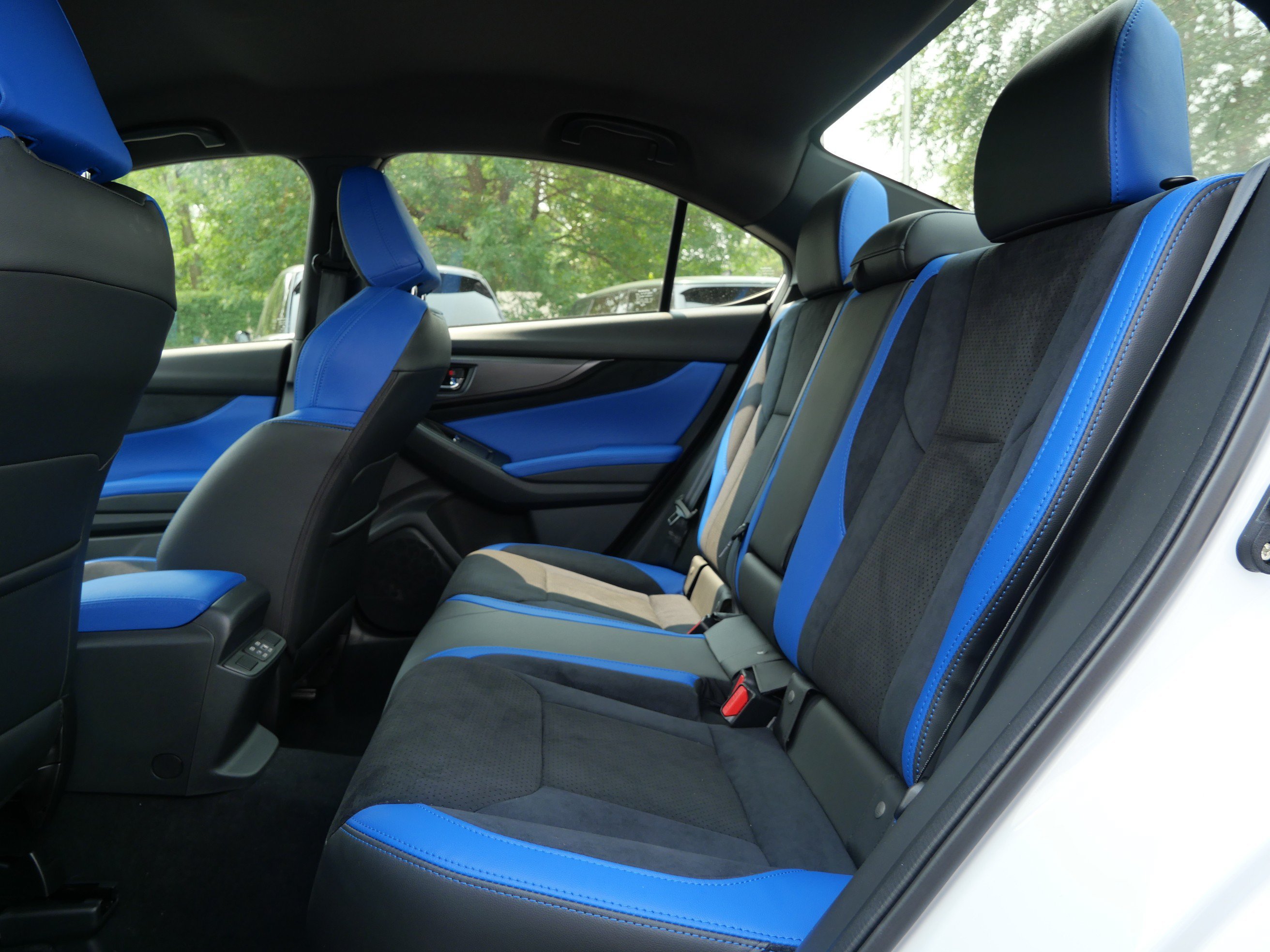 Used 2025 Ceramic White Subaru tS image 17