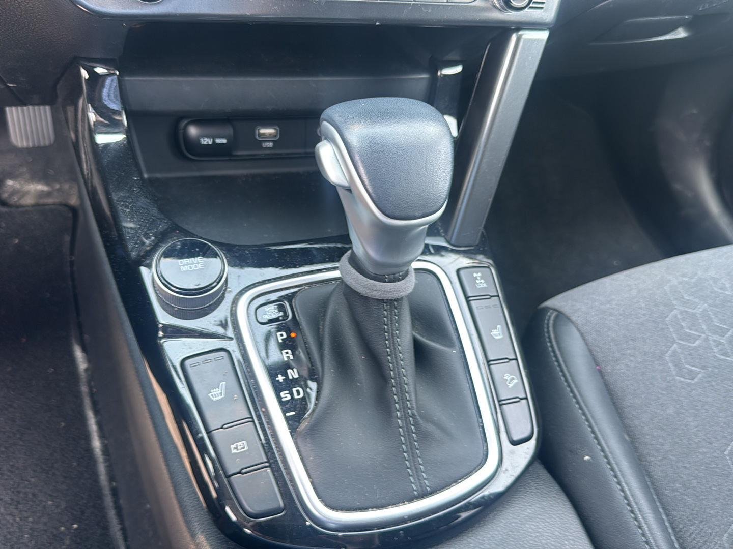 Used 2024 Pluton Blue/Fusion Black Roof Kia S image 17