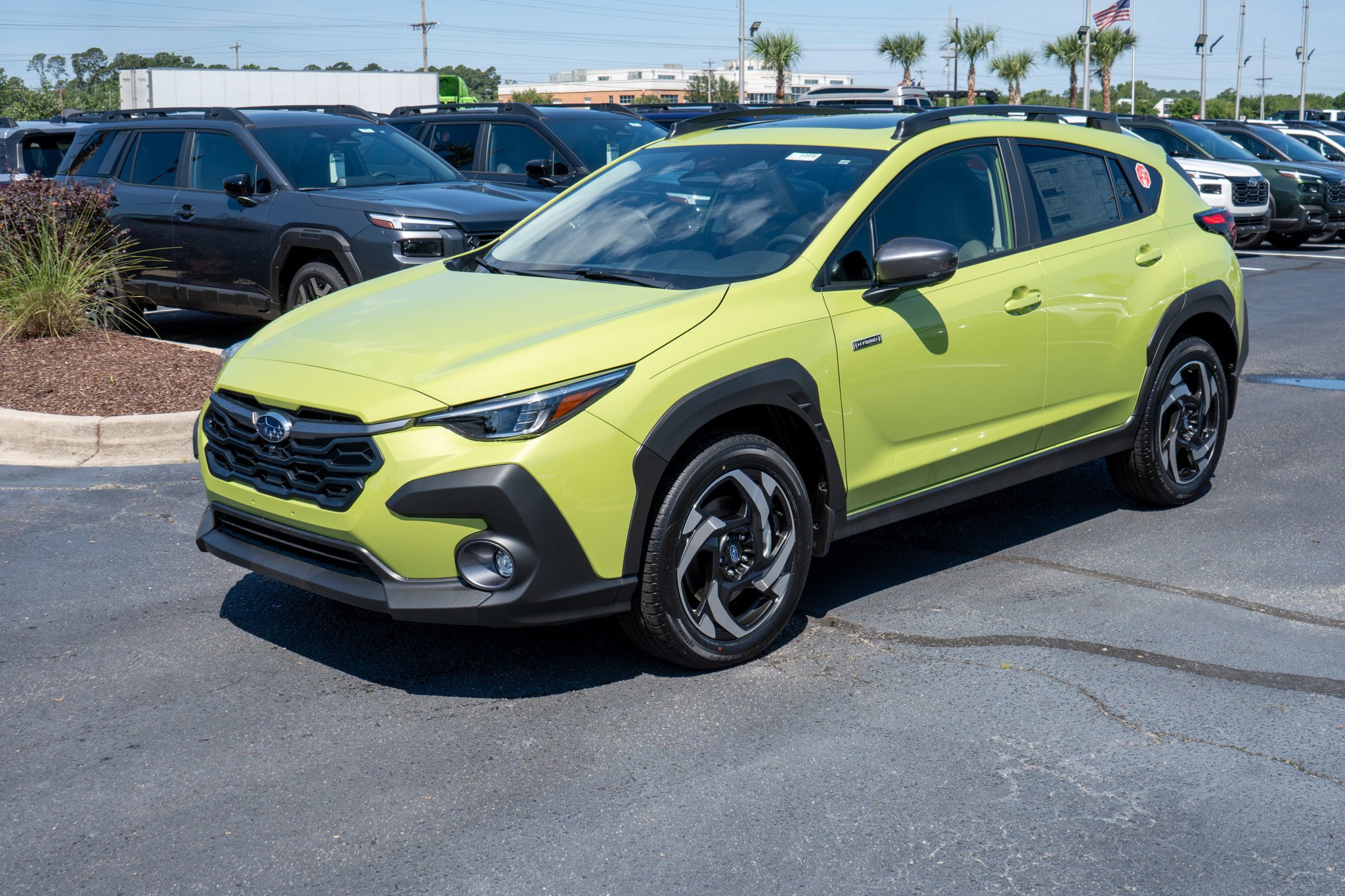New 2026 CITRON YELLOW PEARL Subaru Limited Hybrid image 7