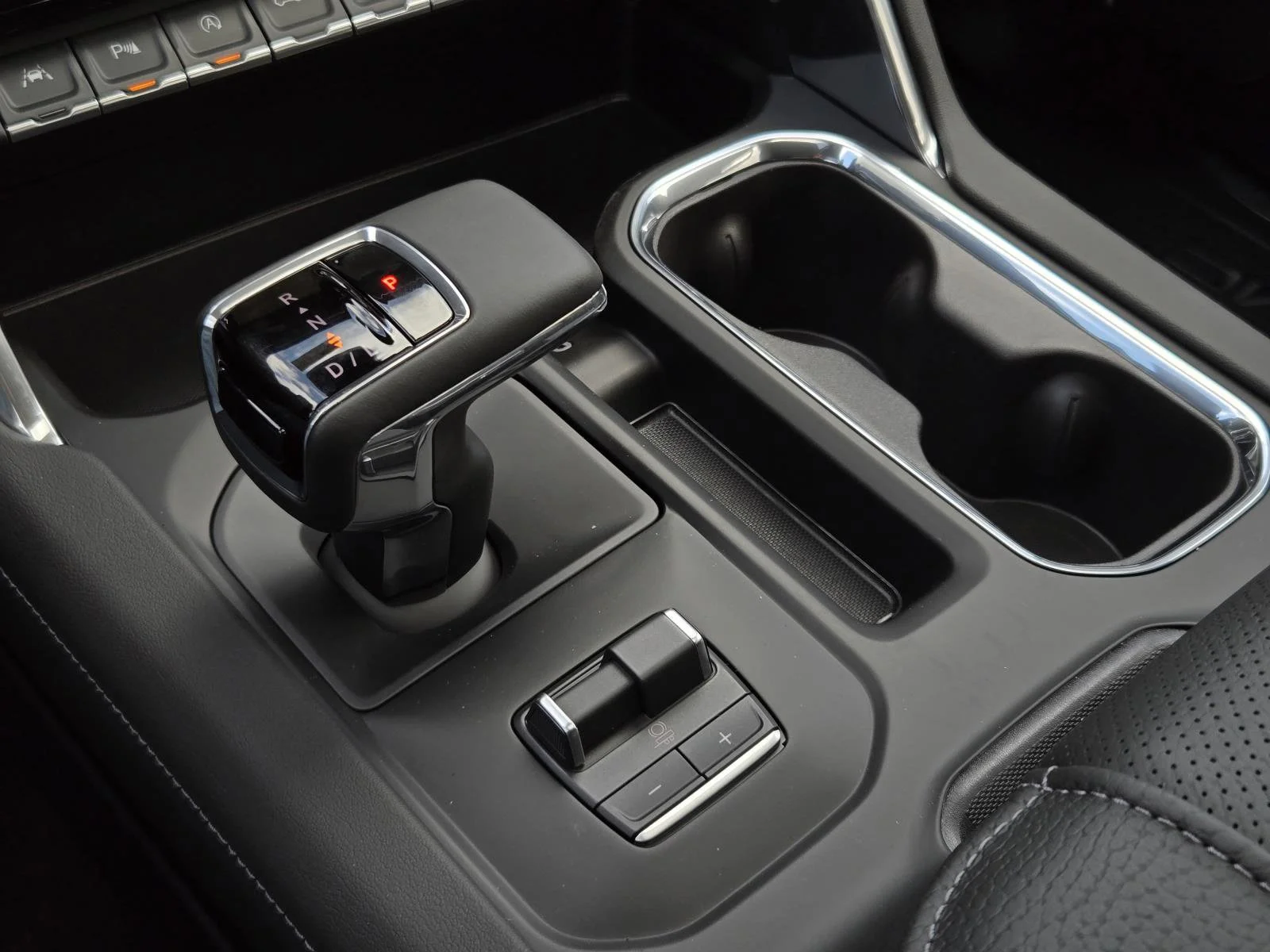 2026 GMC Sierra 1500 Denali - Photo 10