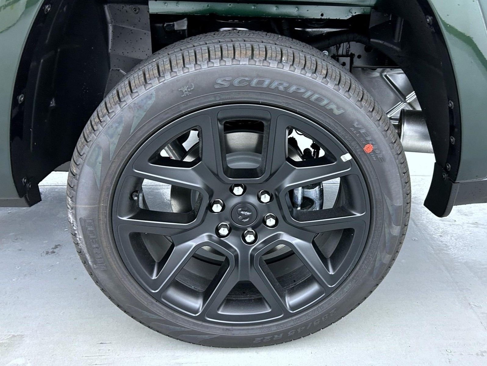New 2026 Serrano-Green Metallic Exterior Paint RAM Laramie image 23