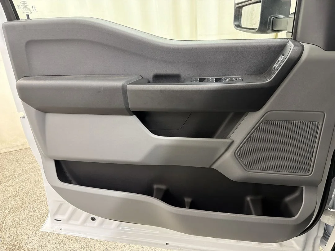 New 2026 Oxford White Ford F-350® XL image 17