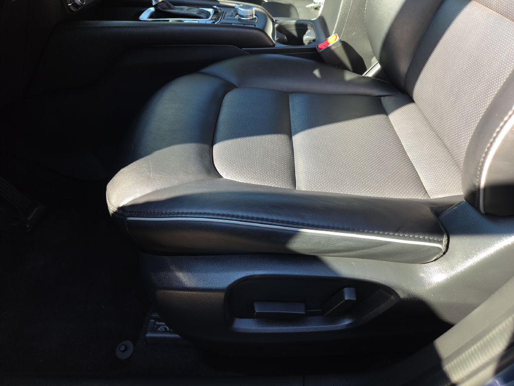 Used 2024 Blue Mazda 2.5 S Select Package image 16