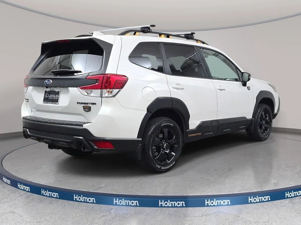 Used 2022 White Subaru Wilderness image 6