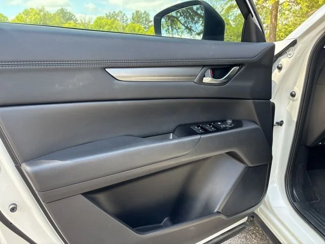Used 2022 White Mazda 2.5 S Select Package image 11