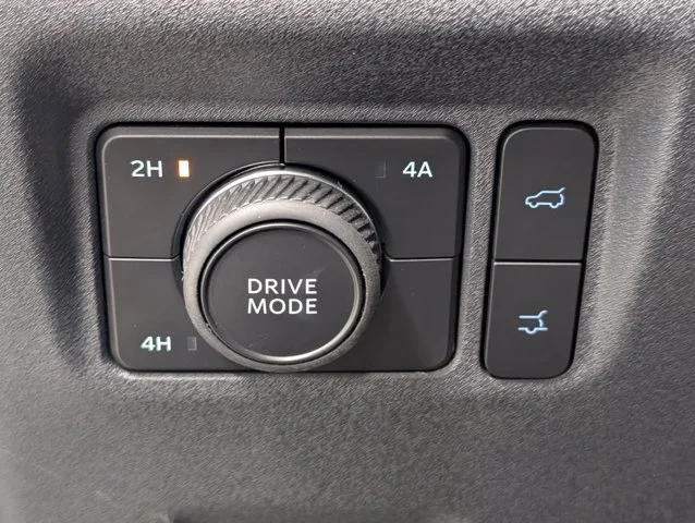 New 2027 Star White Metallic Tri-Coat Ford Active image 43