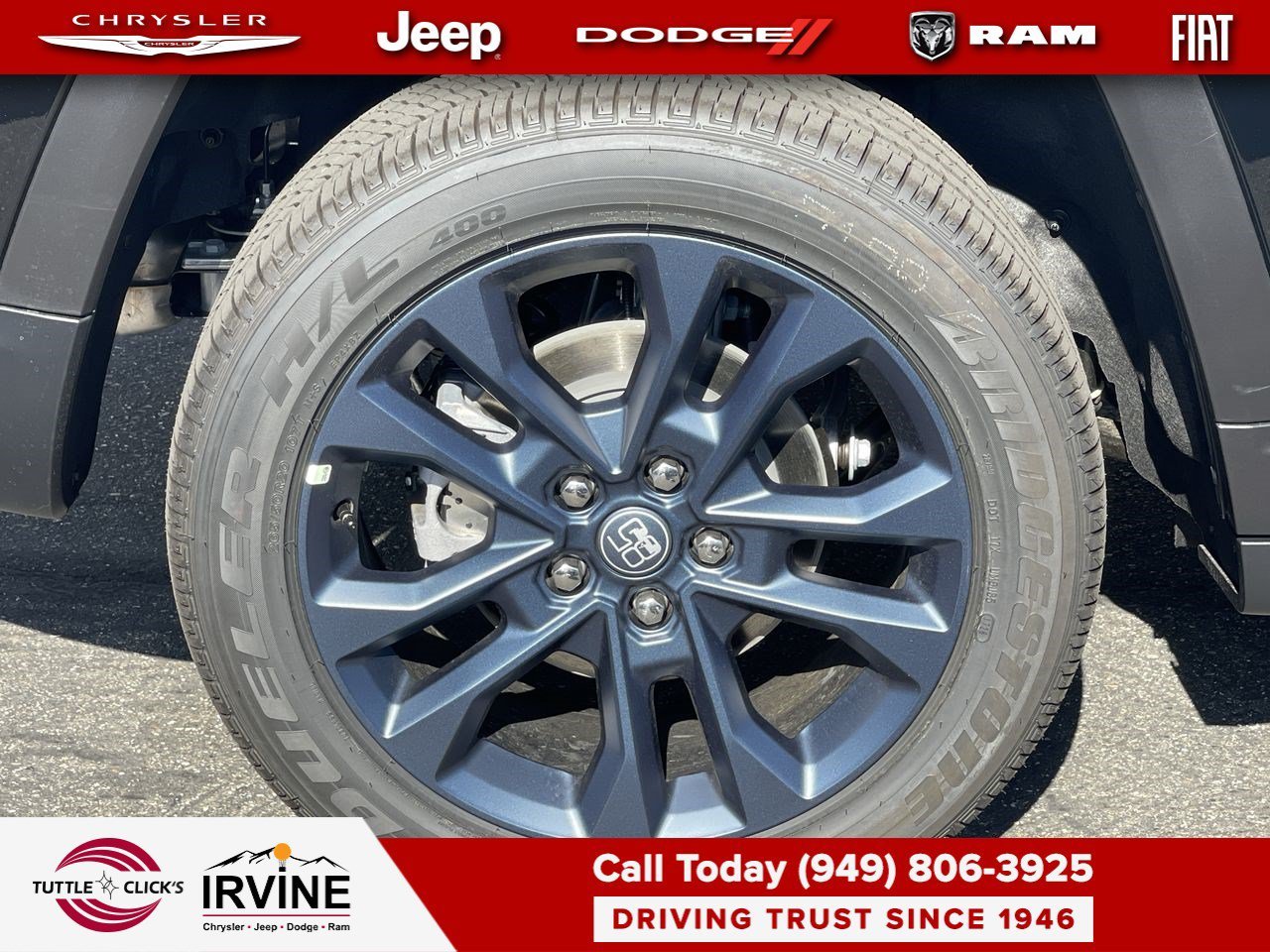 New 2026 Diamond Black Crystal Pearl-Coat Exterior Paint Jeep 85th Anniversary Edition image 11