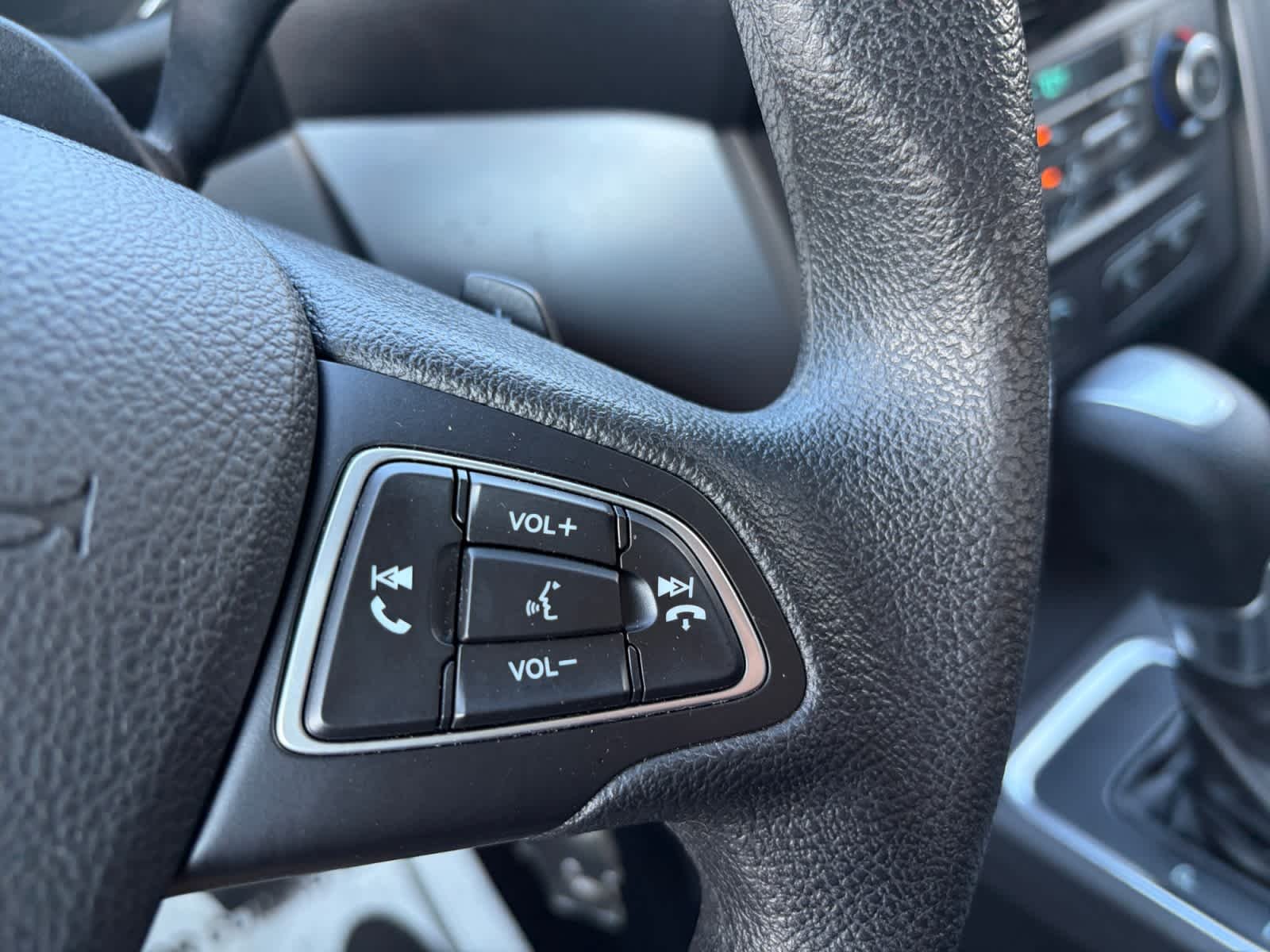 Used 2017 White Gold Ford SE image 41