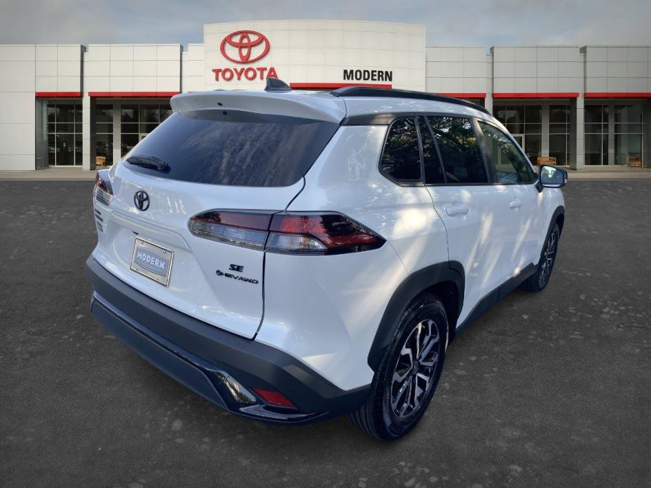Certified Used 2026 Wind Chill Pearl Toyota Hybrid SE image 5