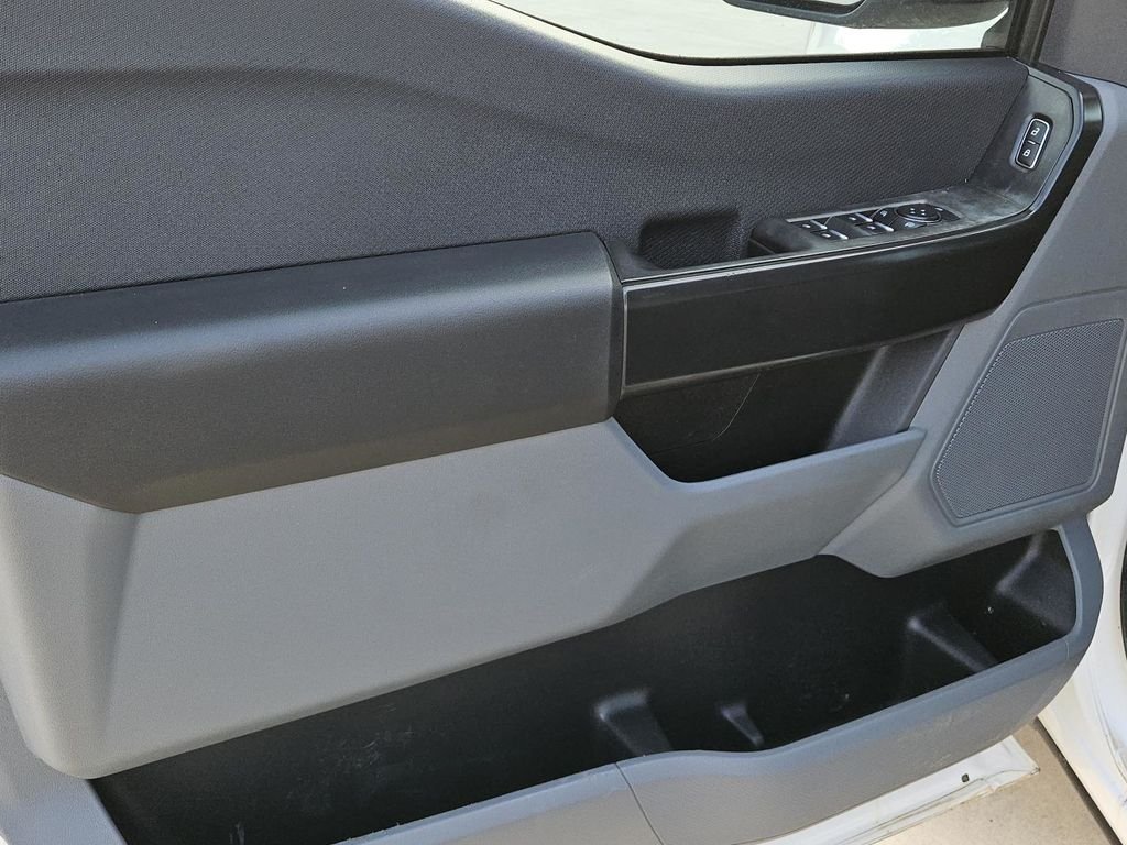 Used 2021 White Ford XL image 10