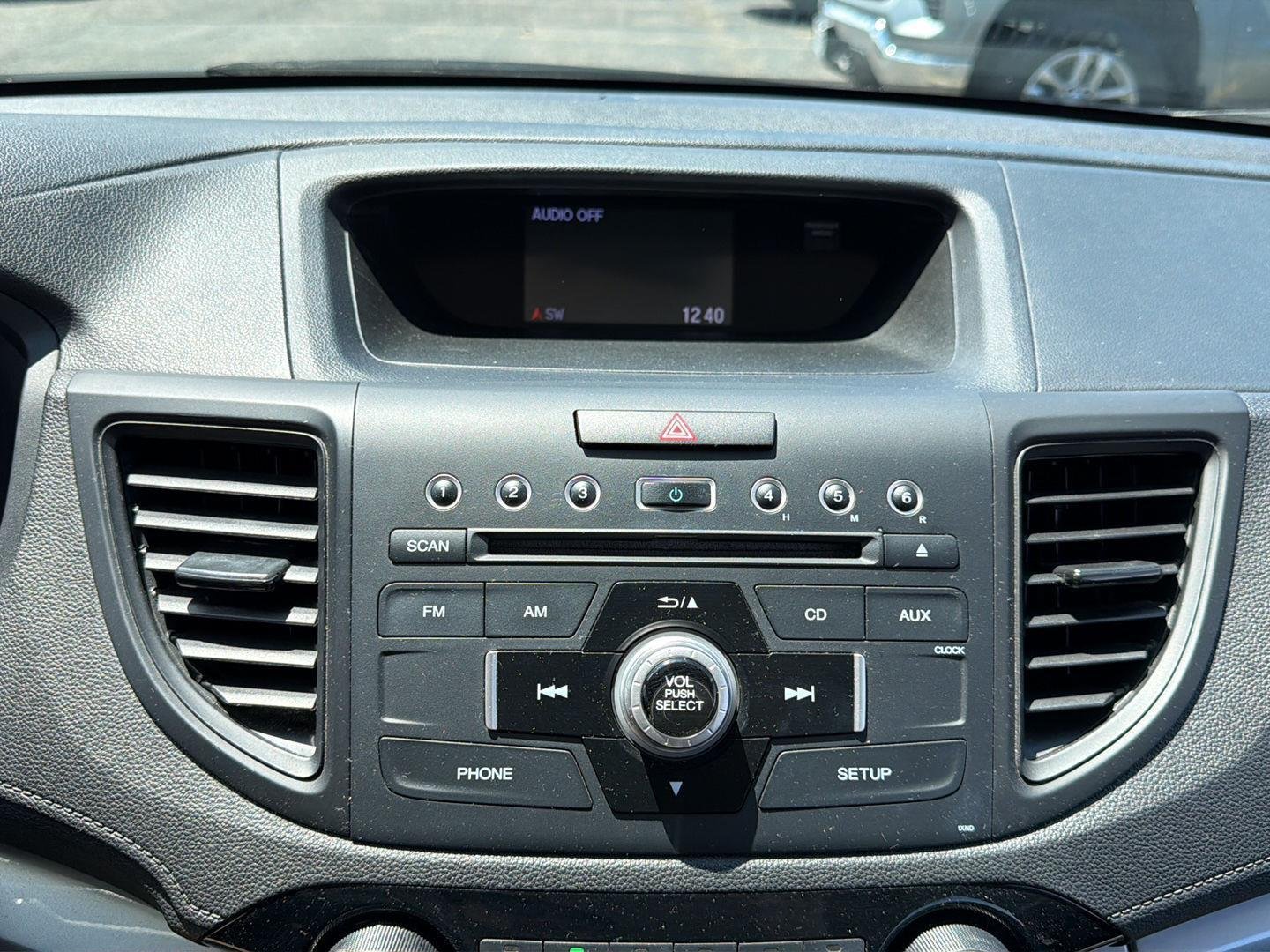 Used 2015  Honda LX image 13
