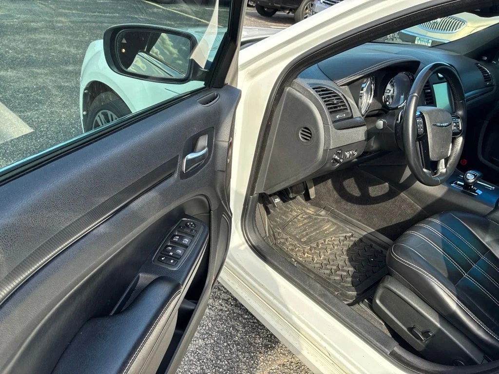 Used 2013 White Chrysler S image 13
