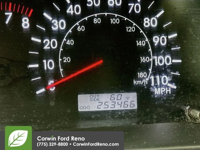 Used 2007 Silver Streak Mica Toyota LE image 14