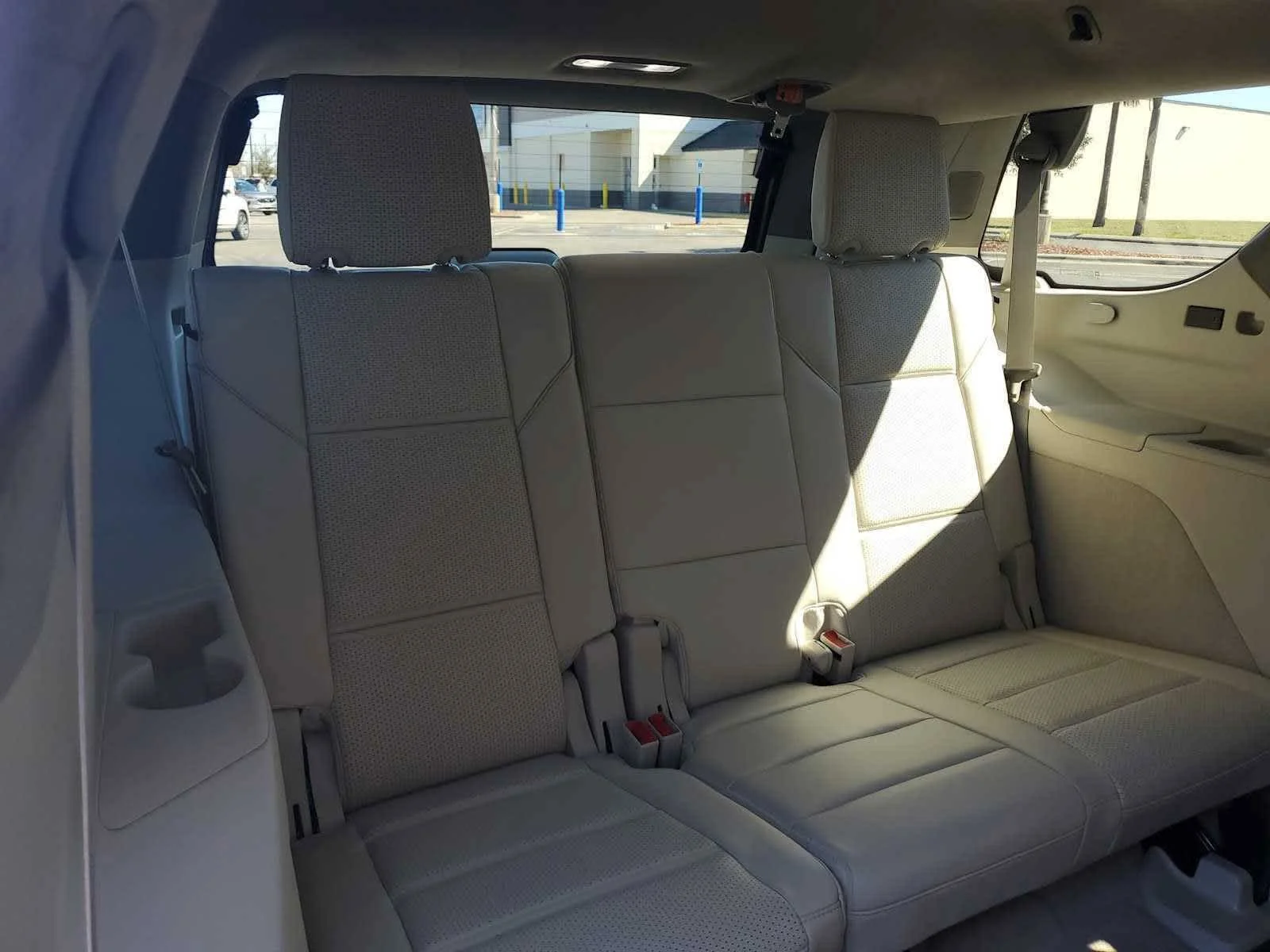 Used 2024 Sandstone Metallic Cadillac Sport Platinum image 21