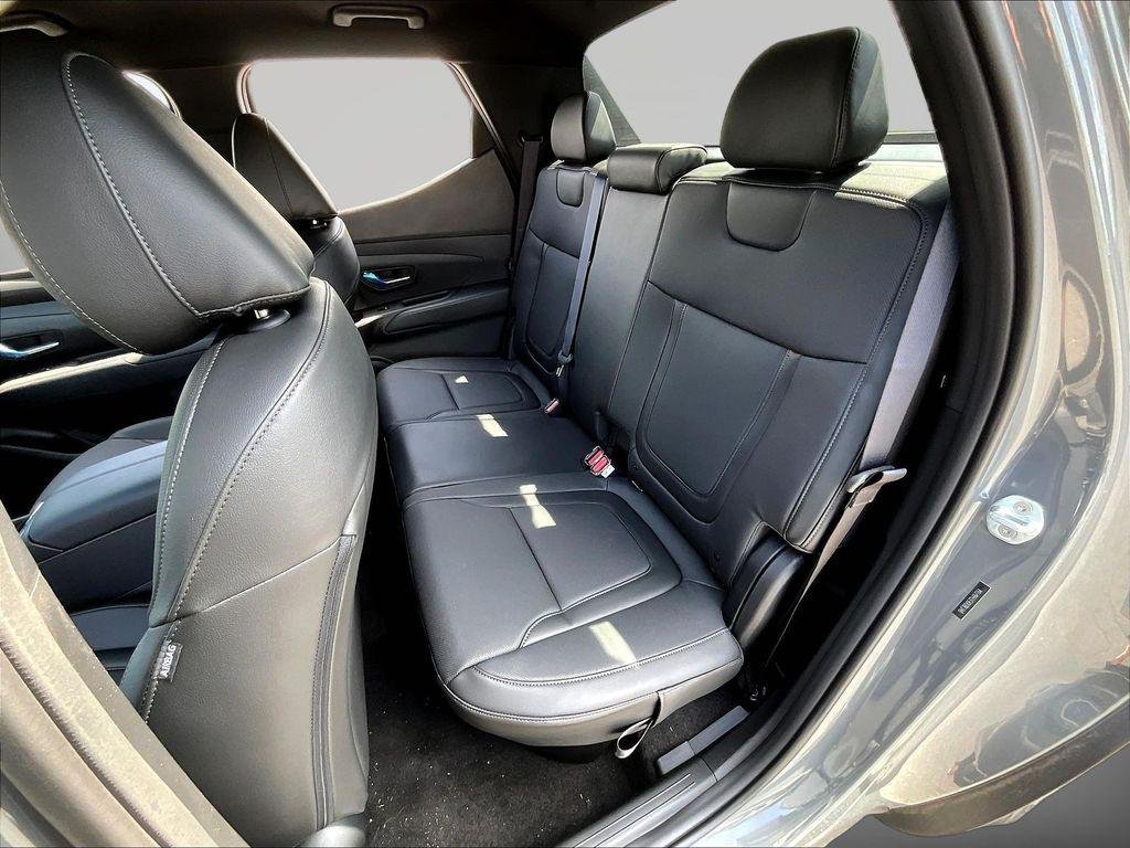 New 2026 Gray Hyundai SEL AWD image 27