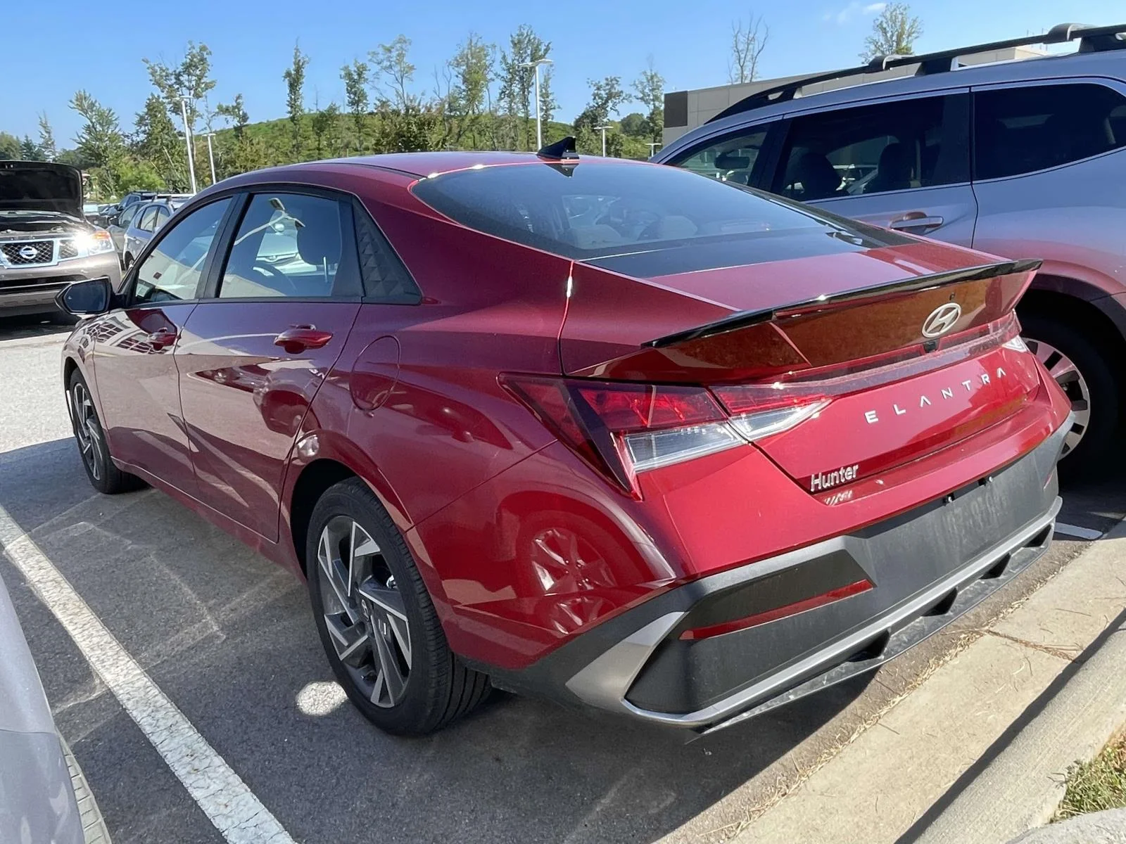Used 2025 Ultimate Red Hyundai SEL Sport image 3