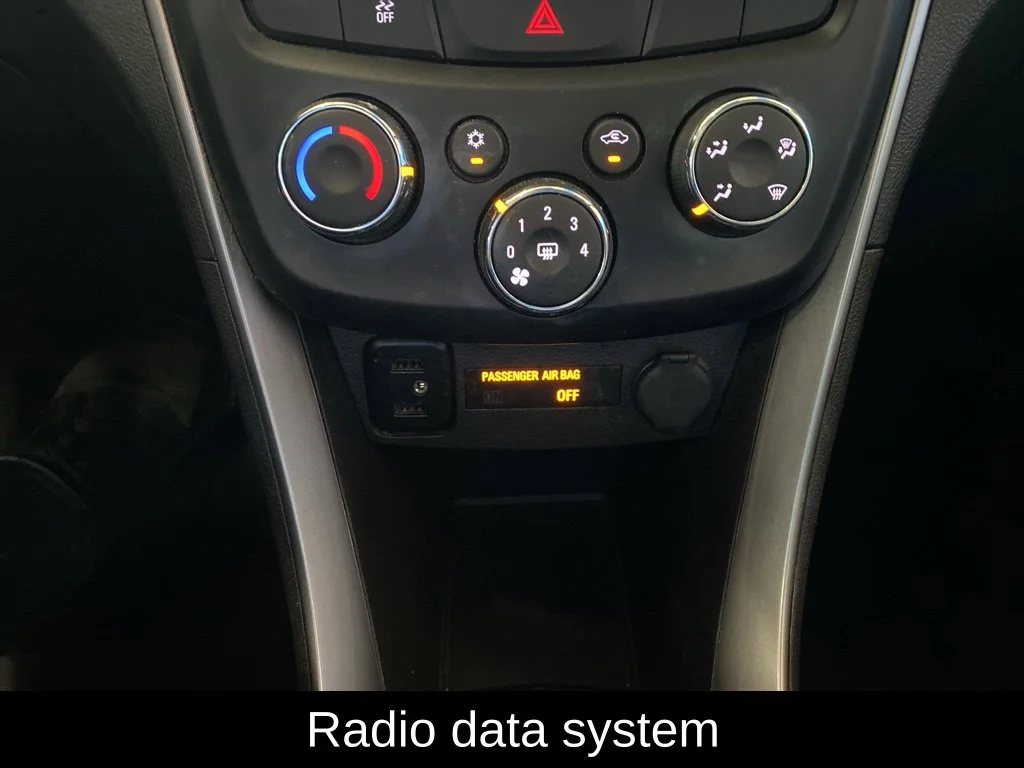 Used 2019 Blue Chevrolet LT image 7