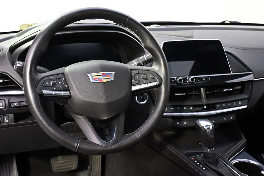 Certified Used 2025 Black Raven Cadillac Premium Luxury image 12