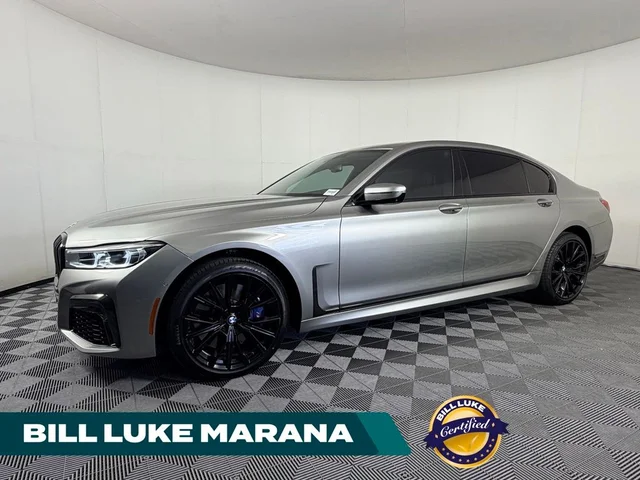 2022 BMW 7 Series 740i