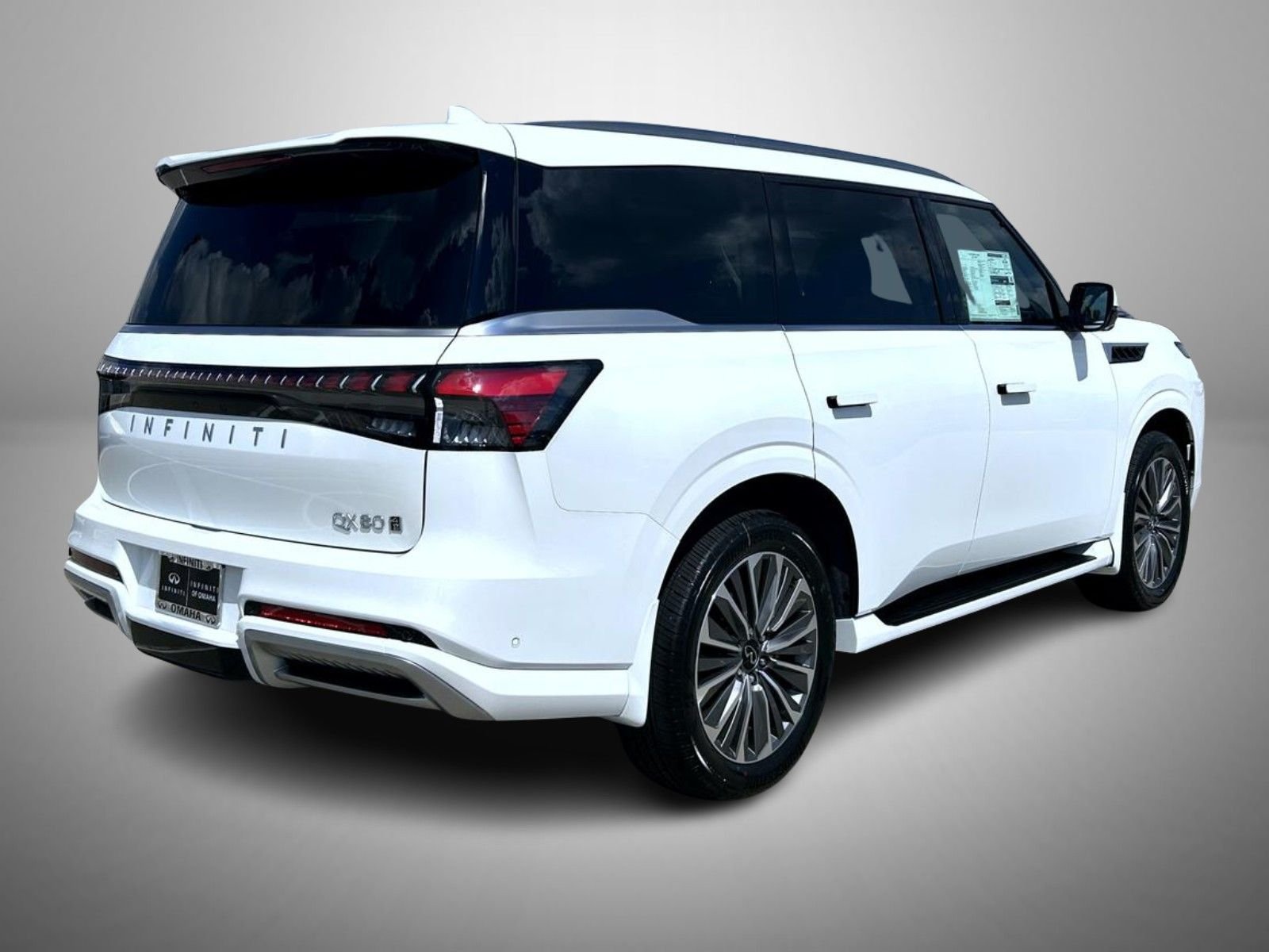New 2027 RADIANT WHITE INFINITI Luxe 4WD image 5