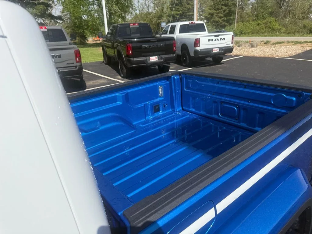New 2026 Hydro Blue Pearl-Coat Exterior Paint Jeep Rubicon image 43