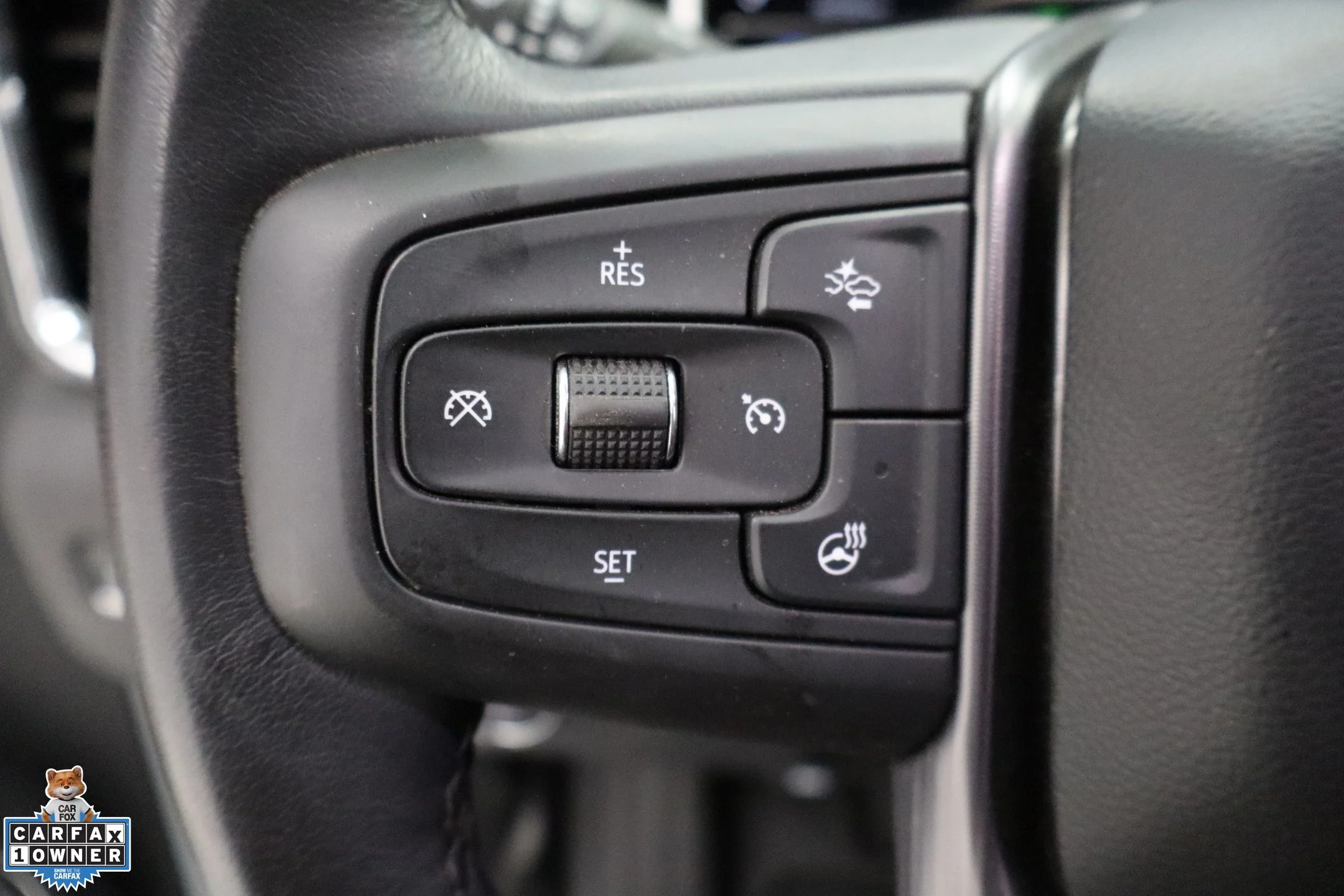 Used 2025 White GMC Denali Ultimate image 14