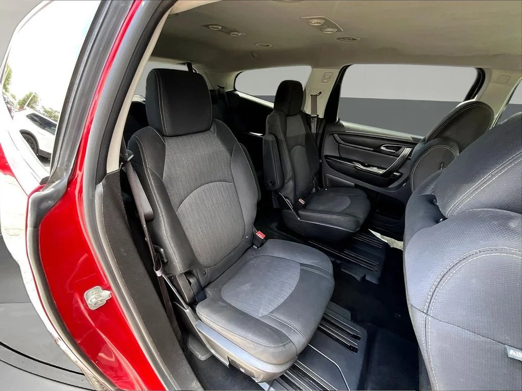 Used 2013 Red Chevrolet LT image 27