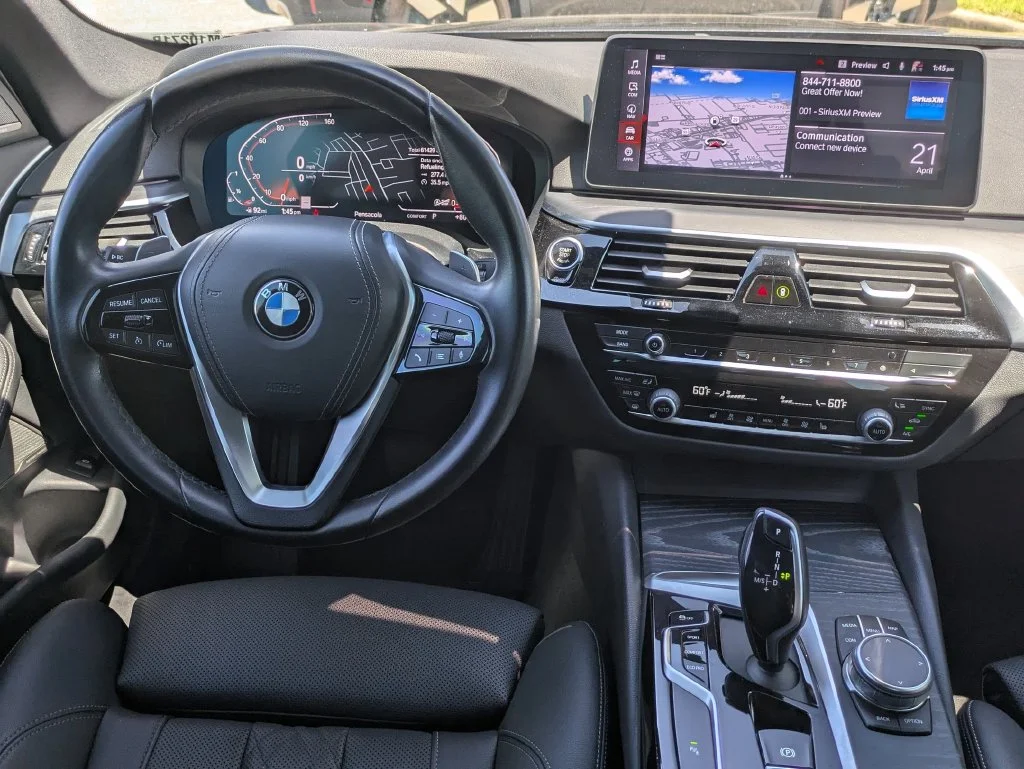 Used 2023 Gray BMW 530i image 27