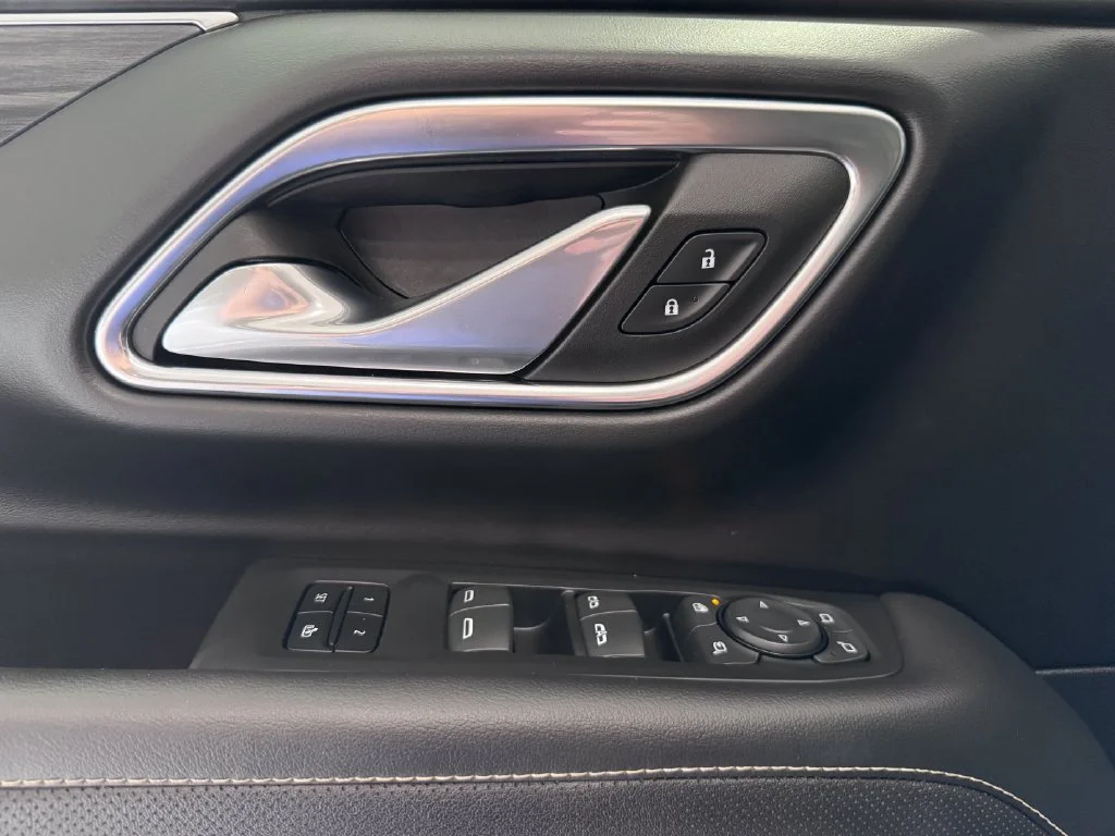 2023 GMC Yukon XL SLT - Photo 30