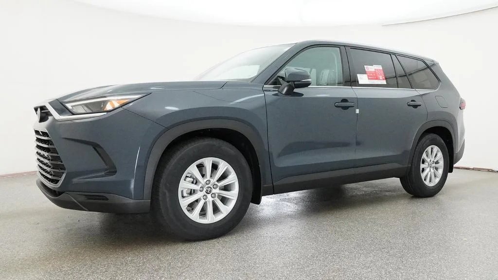 New 2026 Storm Cloud Toyota XLE image 6