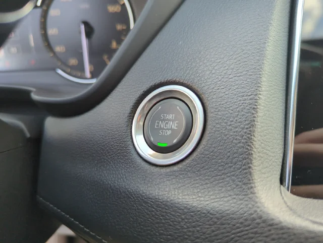 Used 2019 Blue Cadillac Luxury image 44