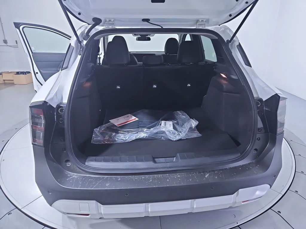 2025 Nissan Kicks SR AWD - Photo 21