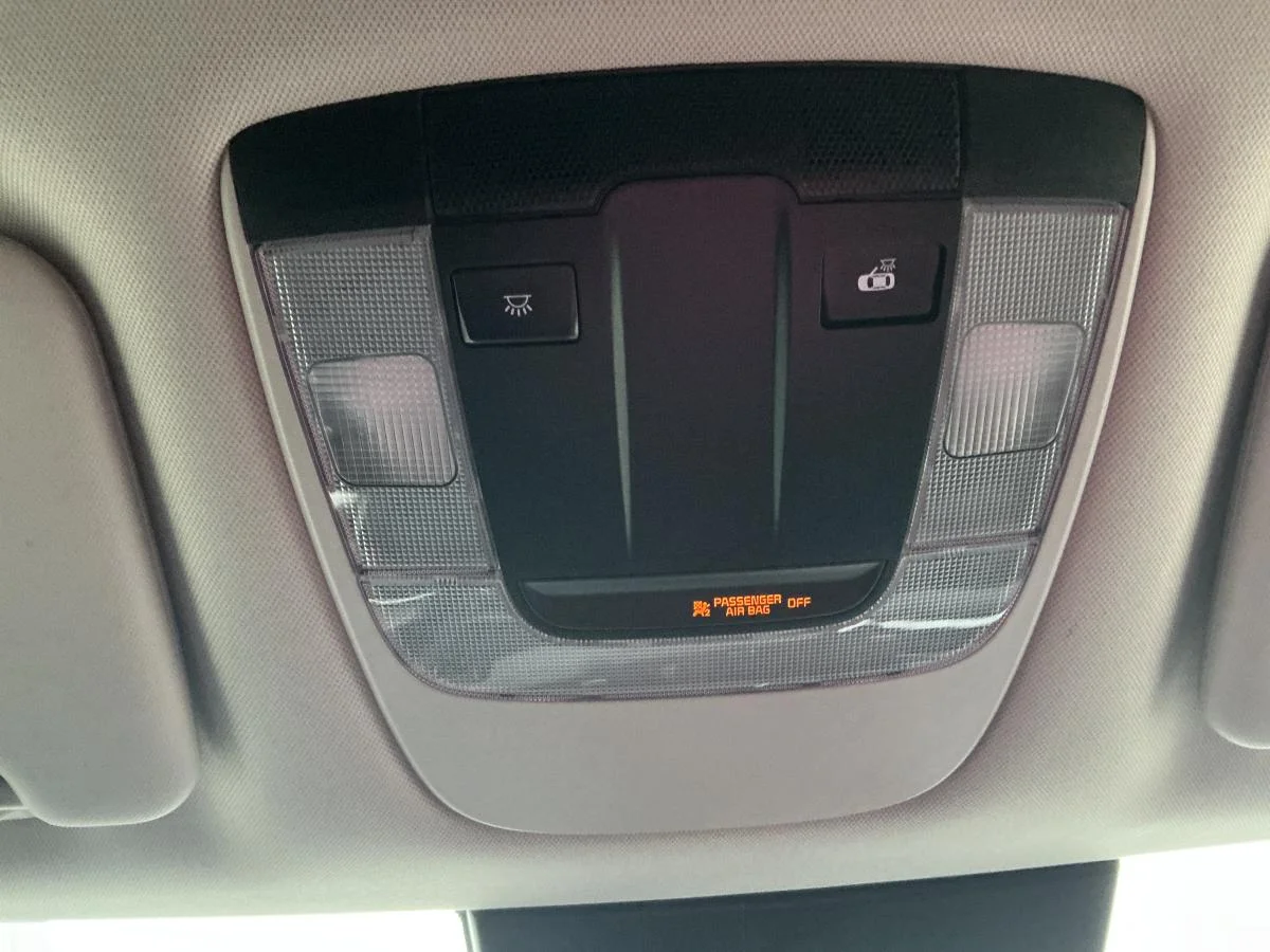 Used 2023  Kia LX image 30