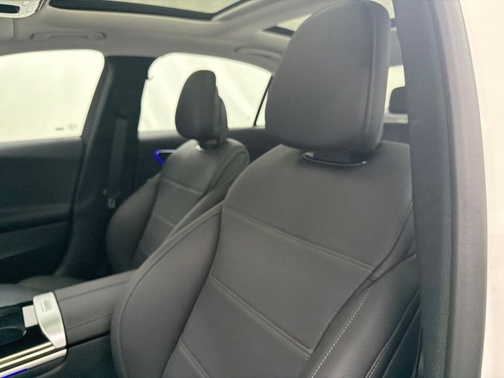 New 2026 Polar White Mercedes-Benz C 300 image 13