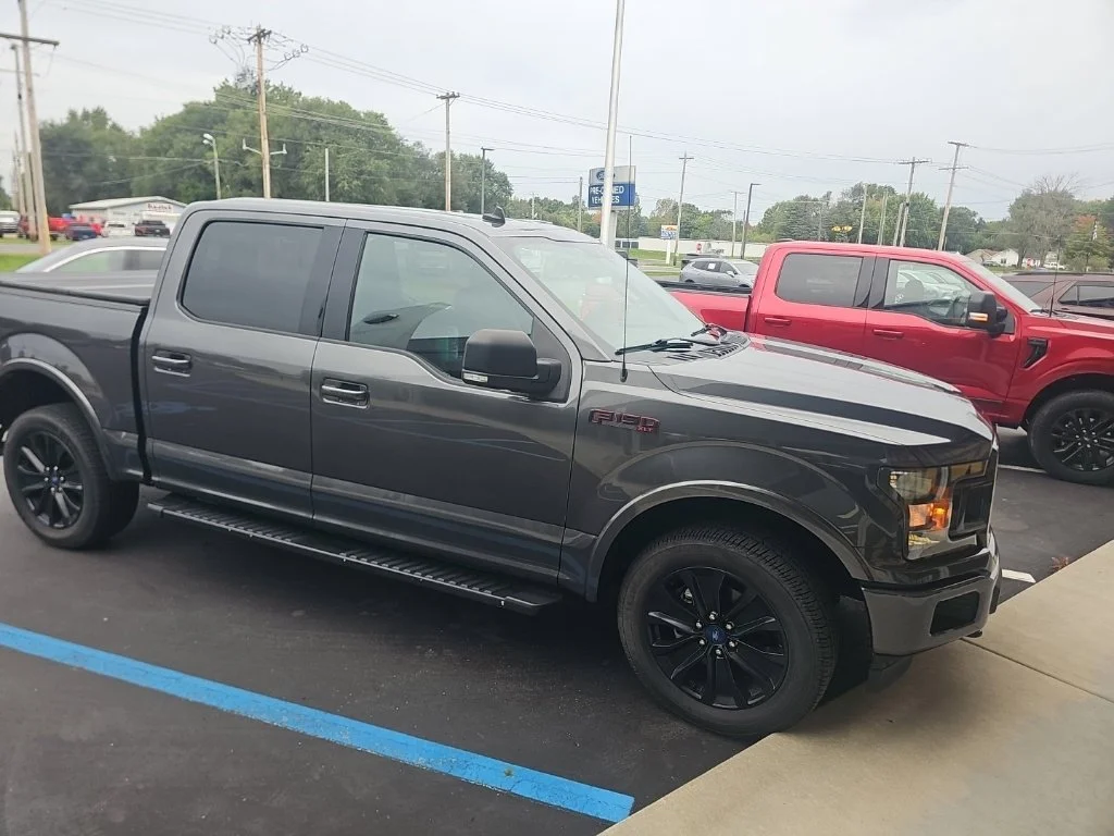 Used 2020 Gray Ford XLT image 2