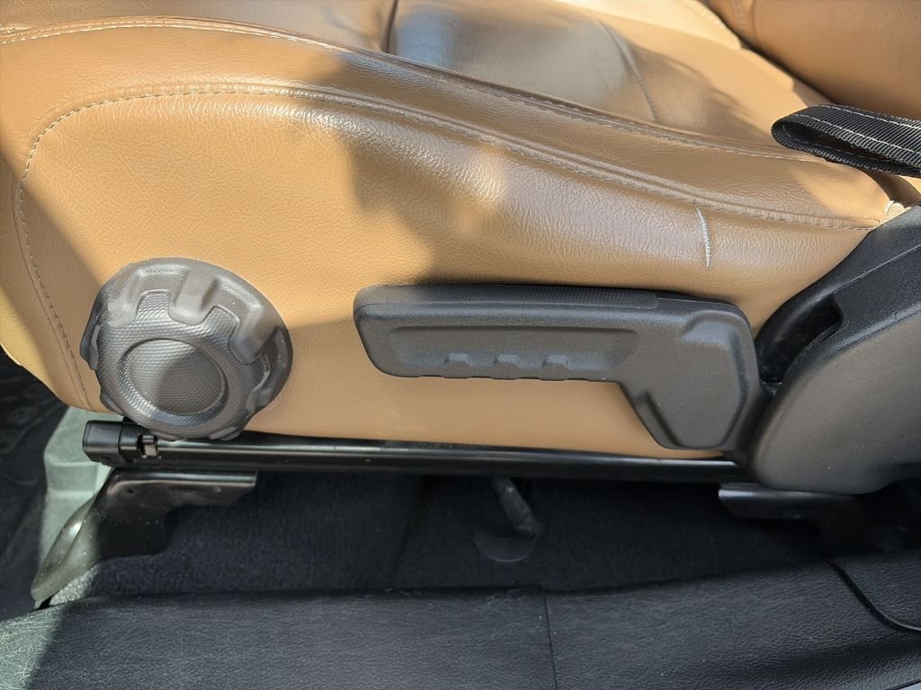 Used 2021 Gray Jeep Unlimited Sahara image 12