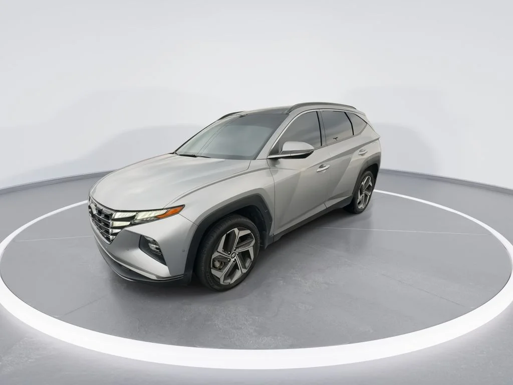 Used 2023 Silver Hyundai Limited image 4